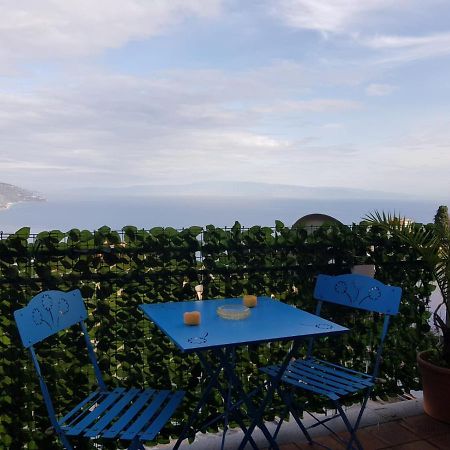 "Sea-See" Studio Taormina Center - Bellissima Vista Mare - Corner Kitchen Exterior foto